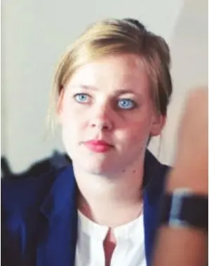 Person aus Bereich Programmierung